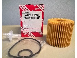 Фильтр масляный двигателя 04152-31090